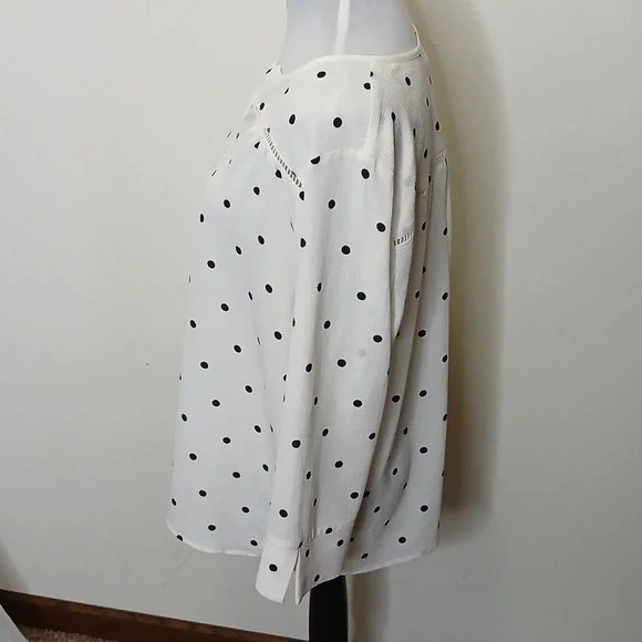 Fever women's slit collar polka dot quarter sleeve blouse size large - Picture 3 of 13